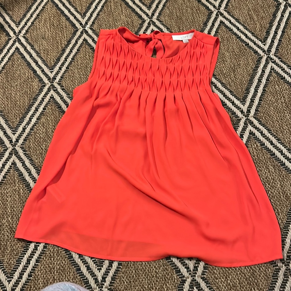 Loft tank with tie detail